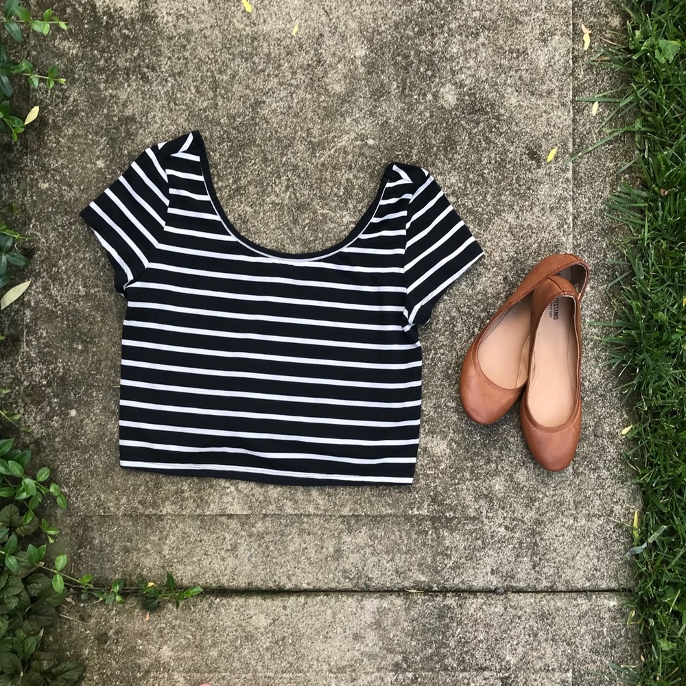 Mossimo • Striped Scoop Neck Crop Top • Large - Picture 1 of 6